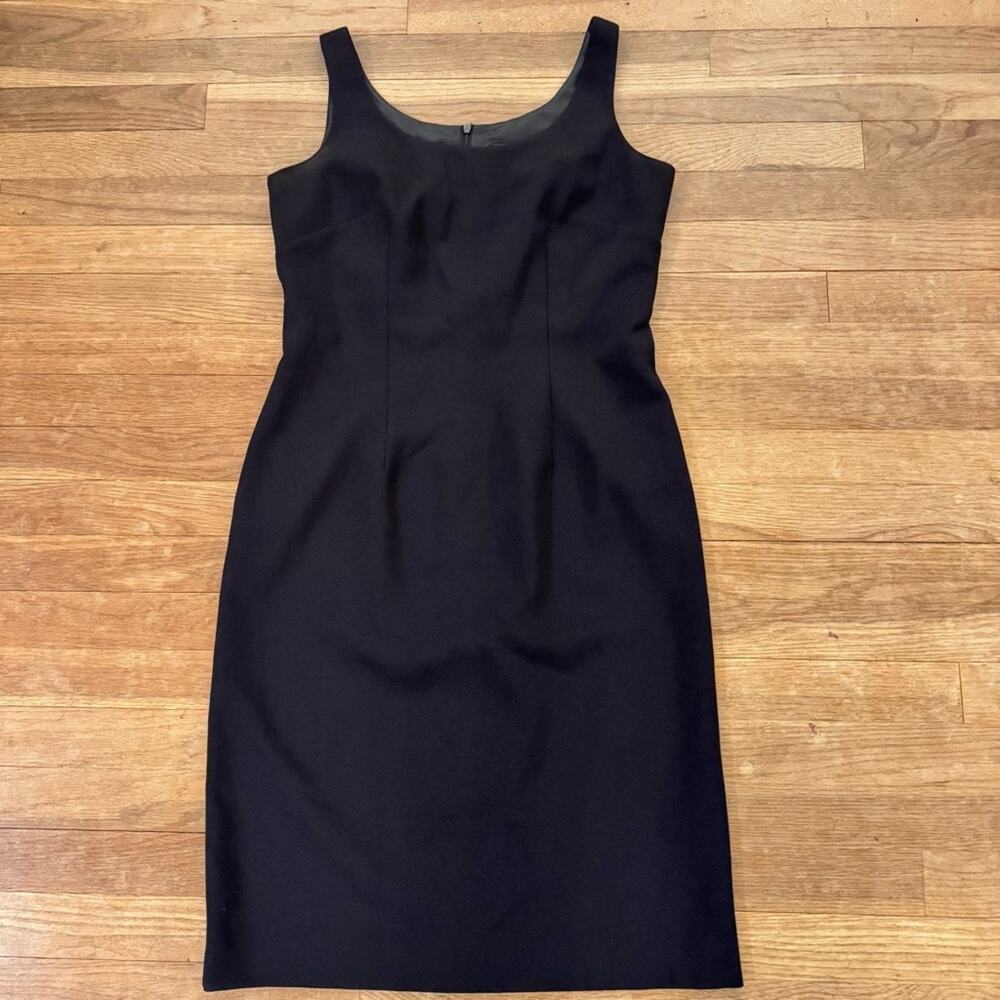 Jessica Howard black sleeveless knee length sheath dress size 6
b28